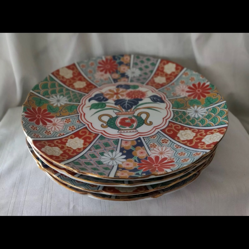 Set of 4 Arita Imari Fan salad/dessert plate 7.25" across